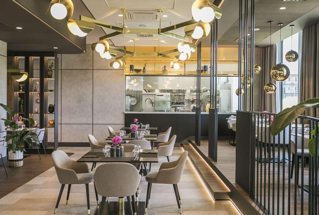 Radisson Blu Hotel. Sopot Nhà hàng bức ảnh